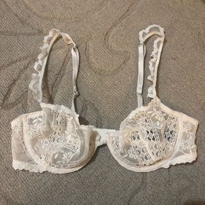 Victoria Secret 36C bra